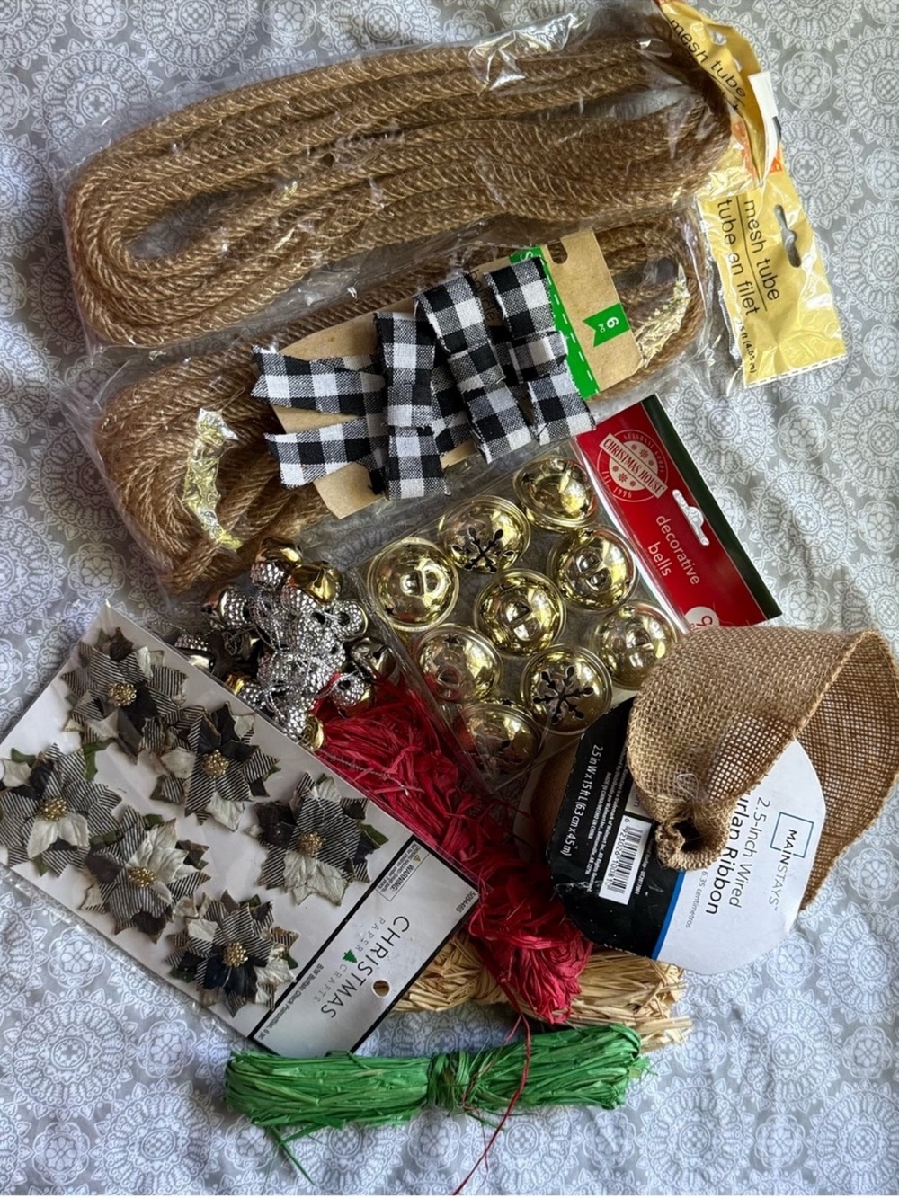 TIME TO GET CRAFTY Holiday Craft Bundle
